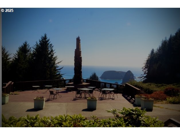 19921 Whaleshead Road, Unit B2 Brookings, OR 97415 - Photo 34 of 41 a view of outdoor space with seating area