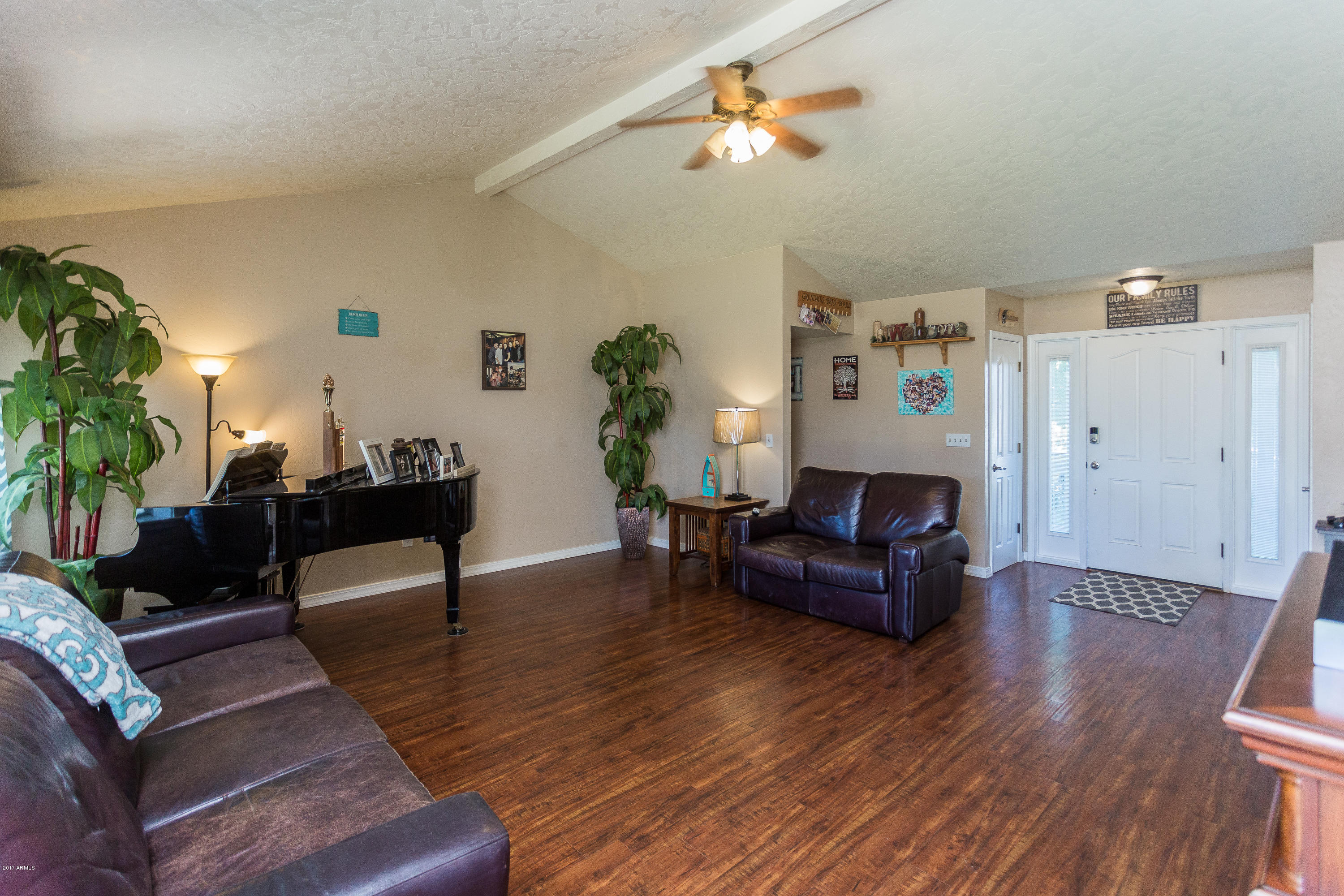4665 North Meixner Road Prescott Valley, AZ 86314 - Photo 2 of 20 003_Living Room