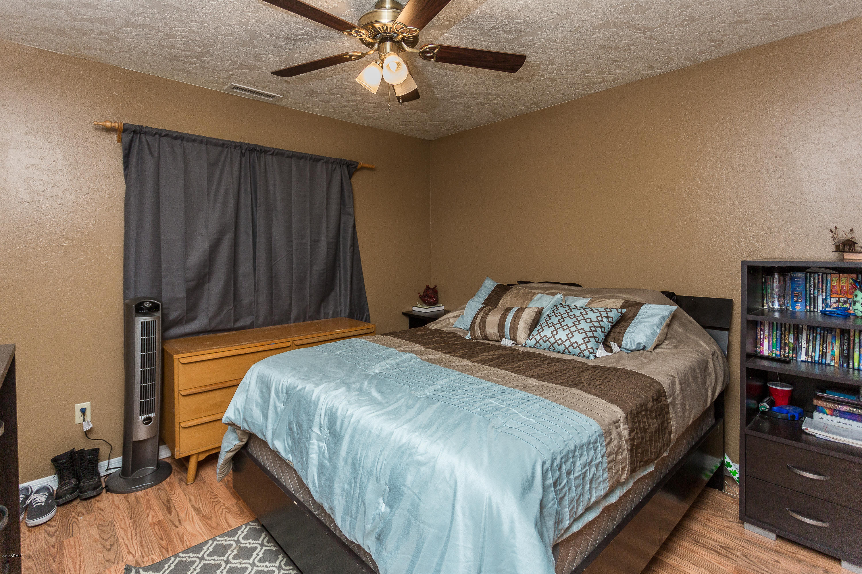 4665 North Meixner Road Prescott Valley, AZ 86314 - Photo 10 of 20 011_Bedroom 3