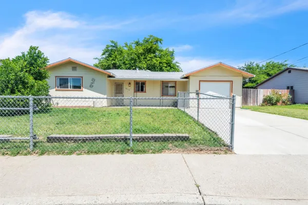 $260,000 | 4518 Meadow Way, Olivehurst, CA 95961