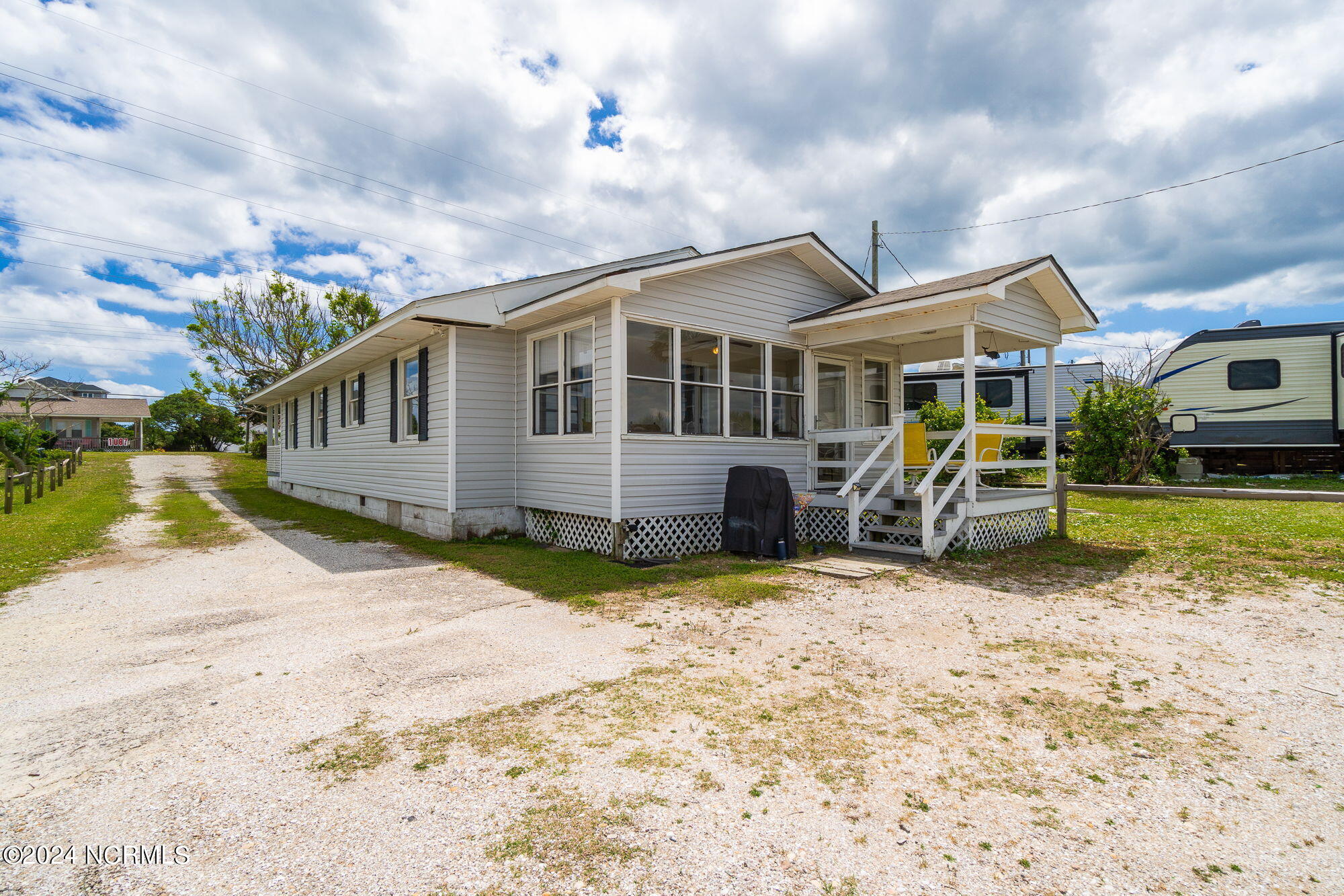 1096 Salter Path Road Atlantic Beach, NC 28512 - Photo 4 of 30 2-web-or-mls-1086-salter-path-rd-2