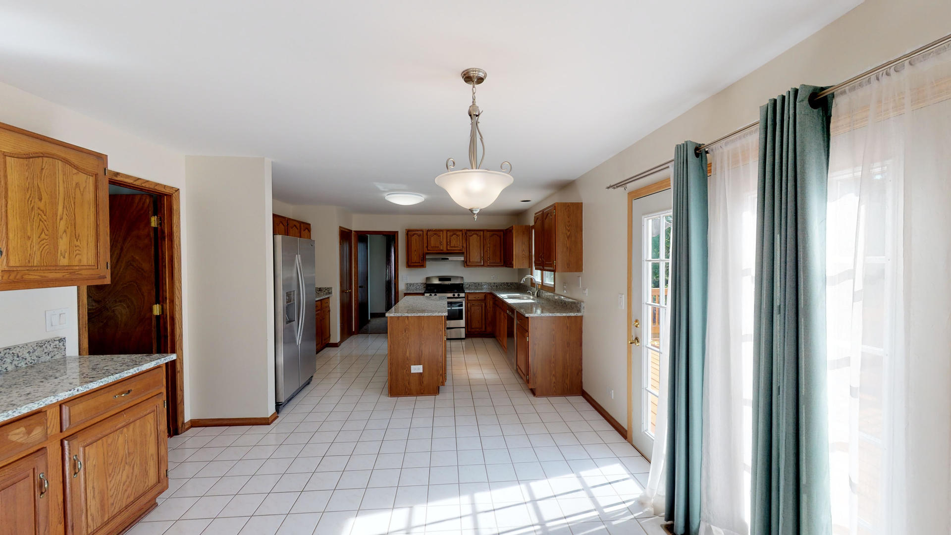 1111 Willoby Lane Elgin, IL 60120 - Photo 11 of 35