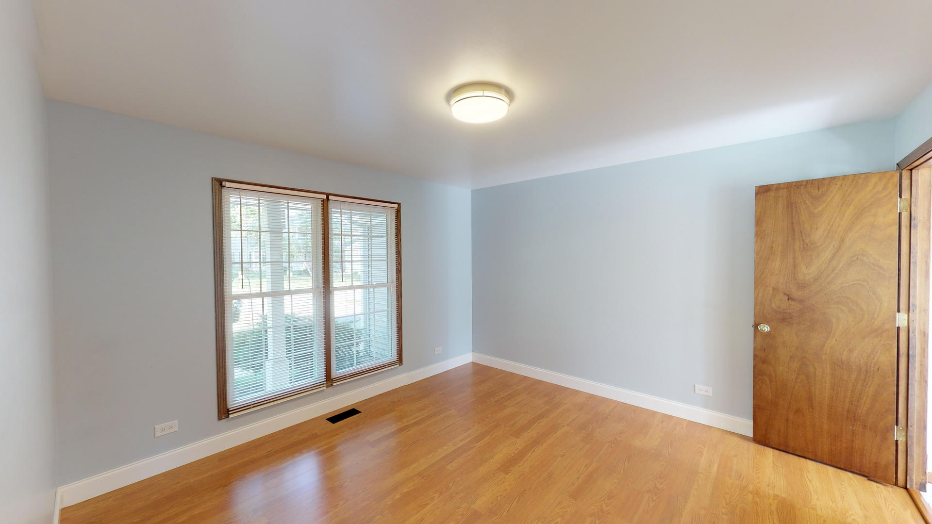 1111 Willoby Lane Elgin, IL 60120 - Photo 16 of 35