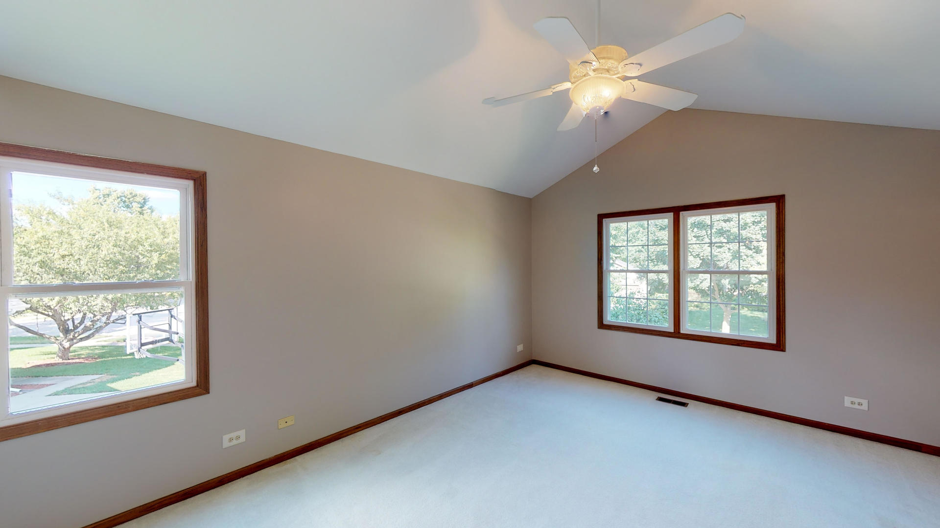 1111 Willoby Lane Elgin, IL 60120 - Photo 18 of 35