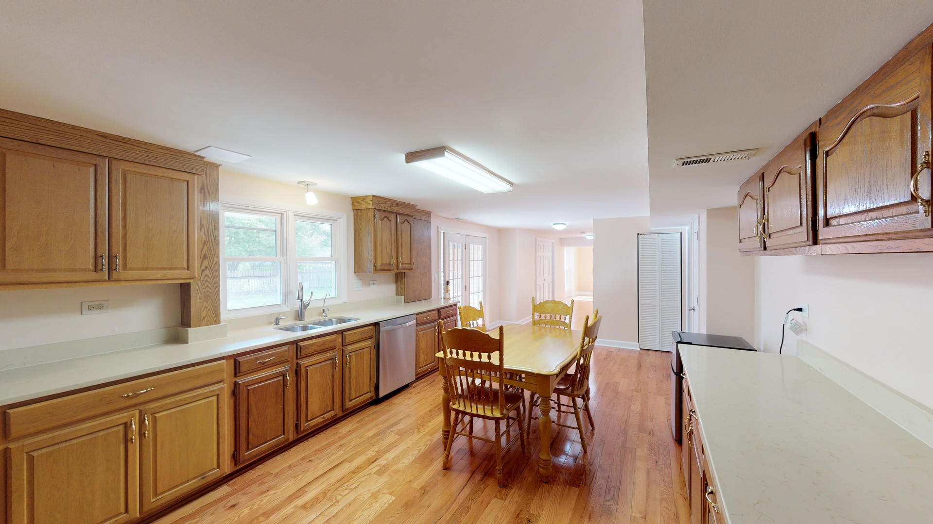 1111 Willoby Lane Elgin, IL 60120 - Photo 27 of 35