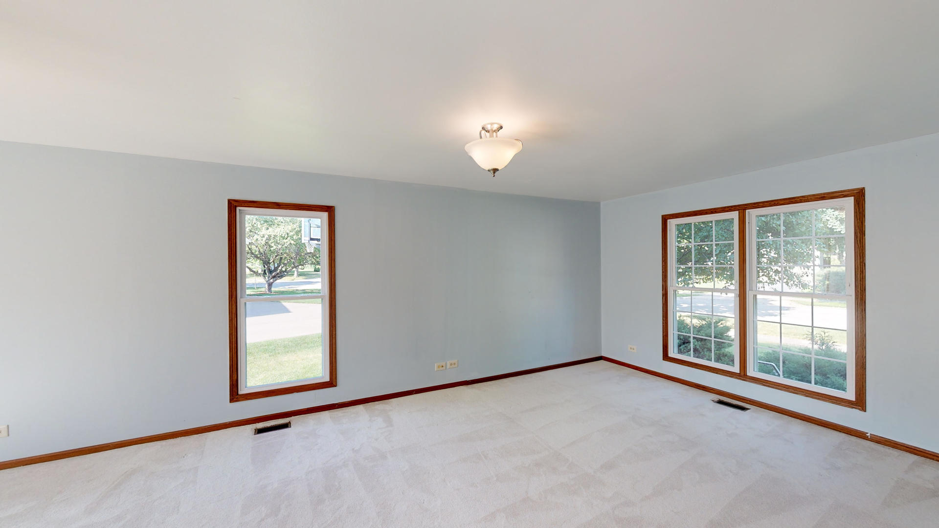 1111 Willoby Lane Elgin, IL 60120 - Photo 5 of 35