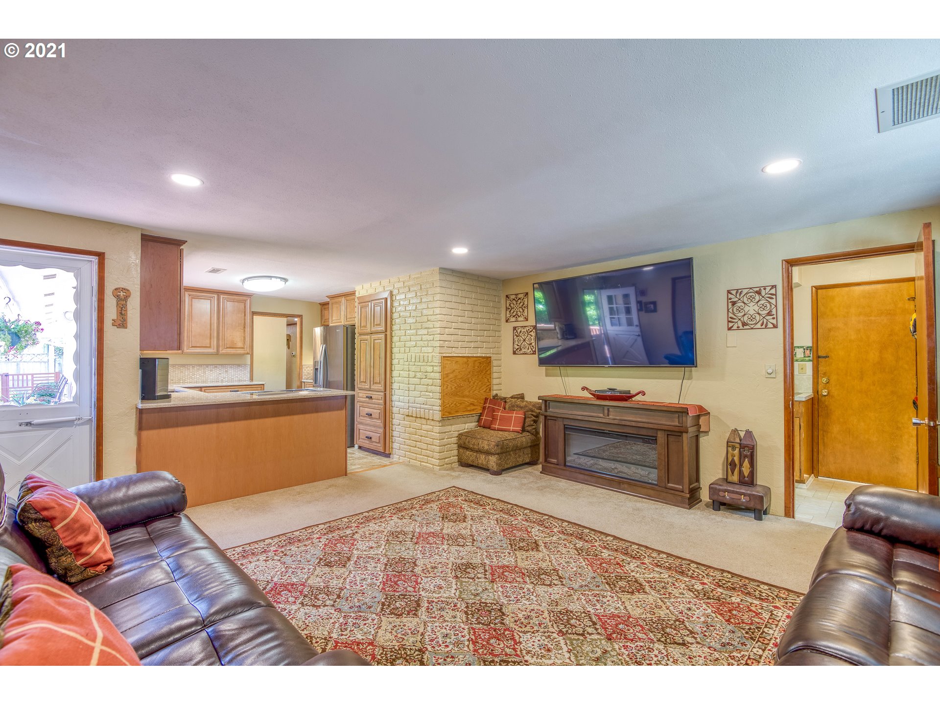 2640 Greenbriar Street Reedsport, OR 97467 - Photo 12 of 32 Gallery Image 12