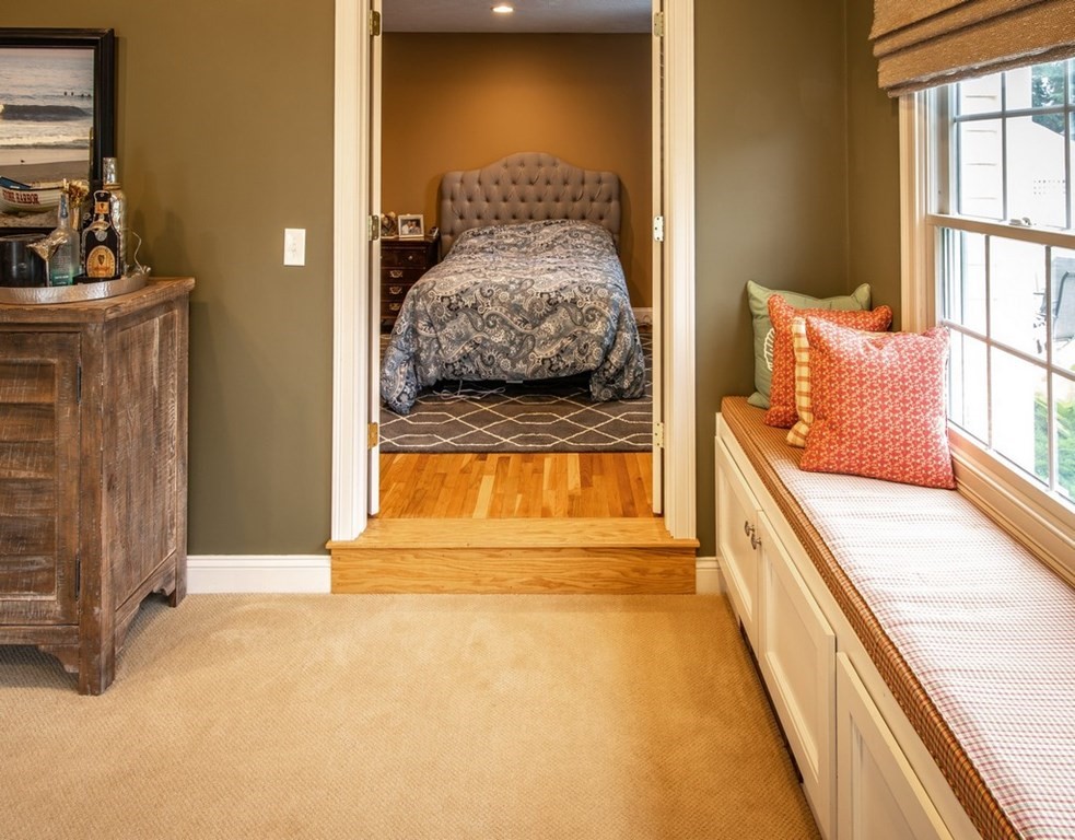 14 Spring Road Westborough, MA 01581 - Photo 15 of 42 Gallery Image 15