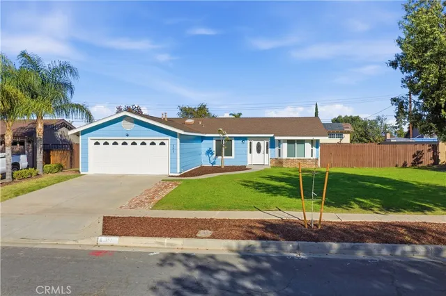 $689,900 | 351 Pueblo Road, Corona, CA 92882