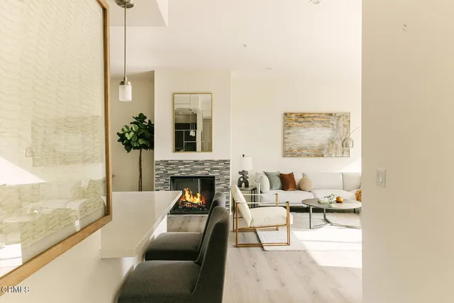 $1,167,000 | 124 West Colorado Street, Unit 302, Glendale, CA 91204