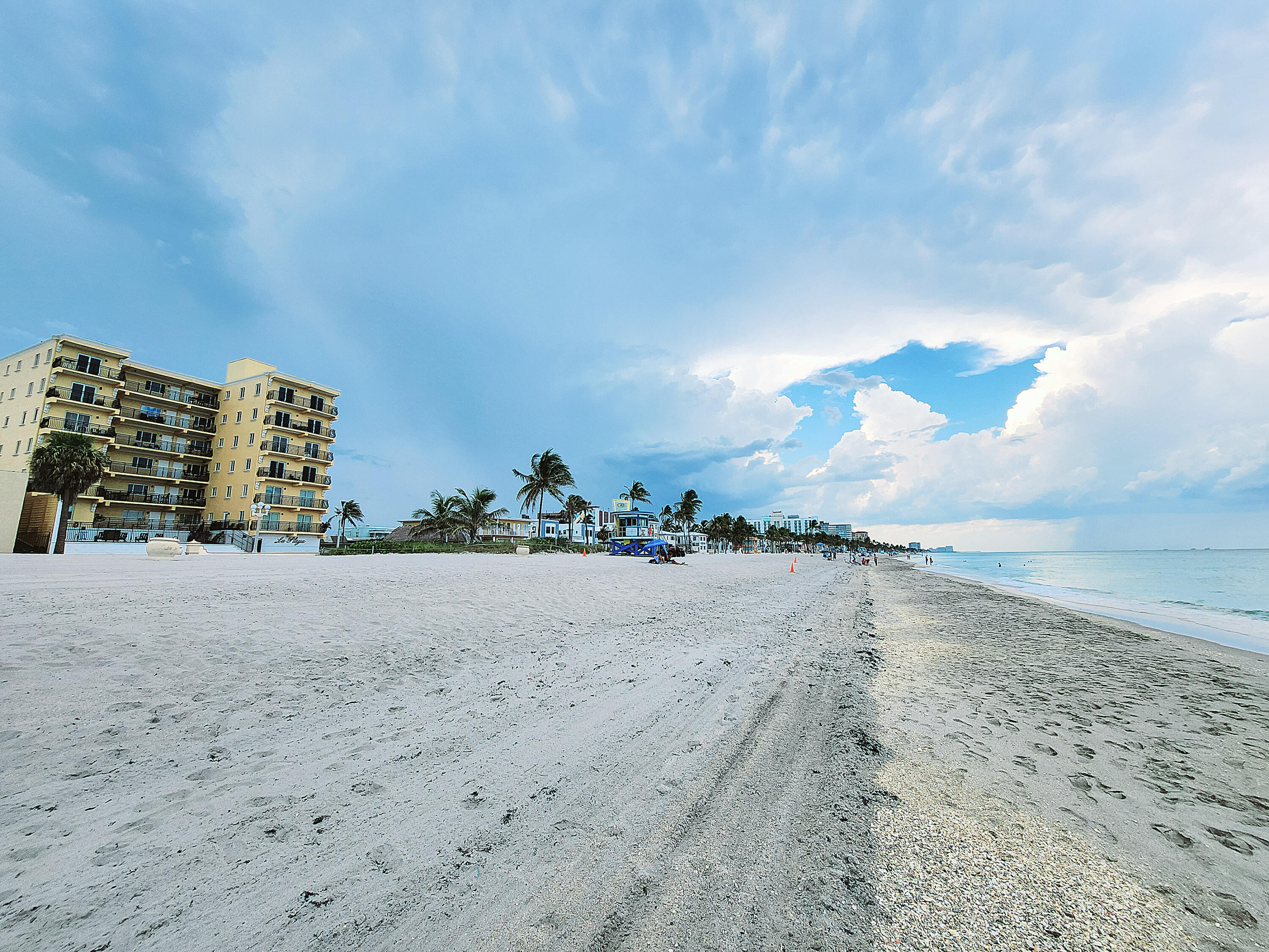 1815 North Surf Road, Unit 503 Hollywood, FL 33019 - Photo 36 of 38 20240520_162121