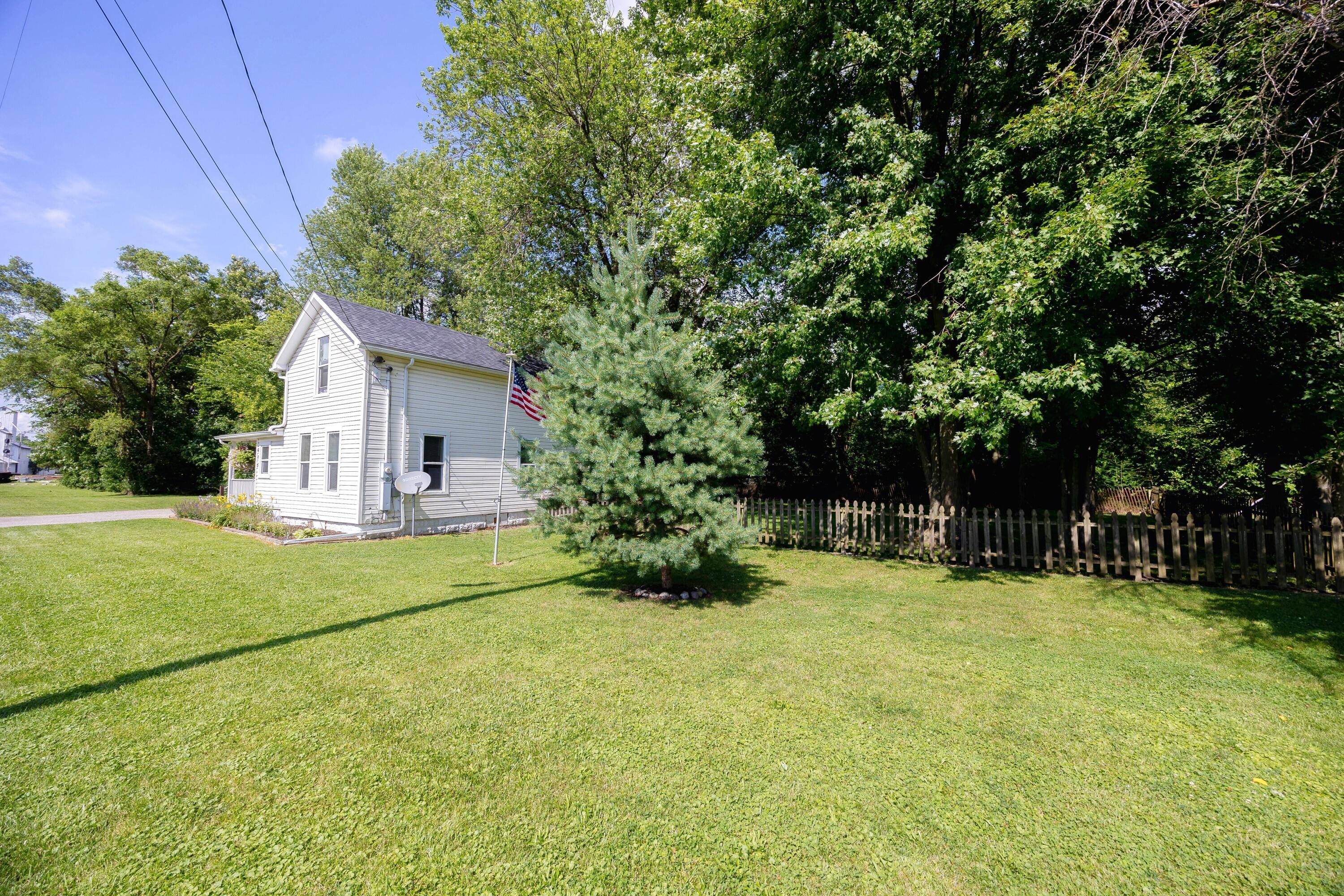 675 Wabash Road Milan, MI 48160 - Photo 3 of 42 00__33
