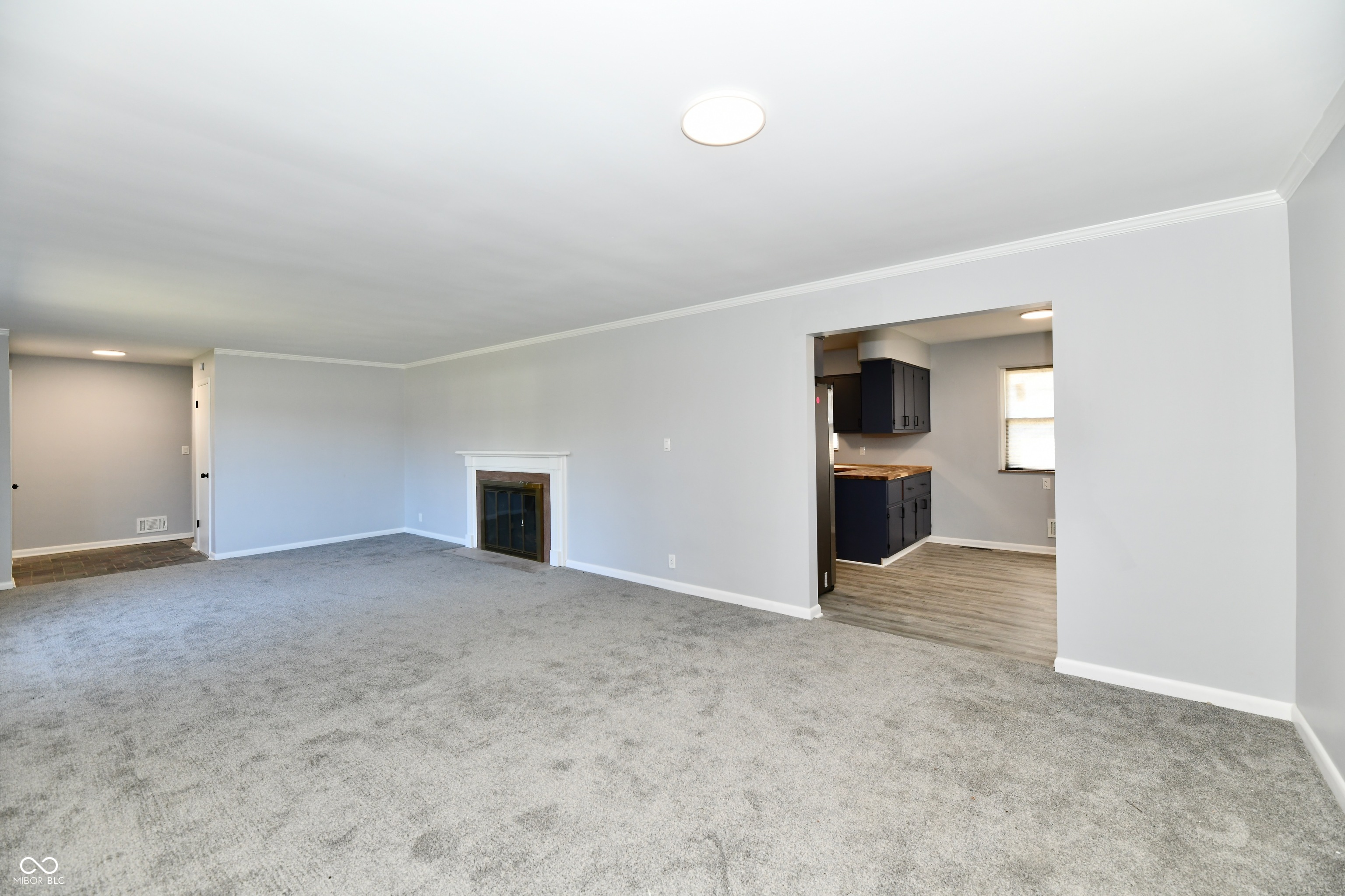 5101 Dickson Road Indianapolis, IN 46226 - Photo 7 of 35 Gallery Image 7