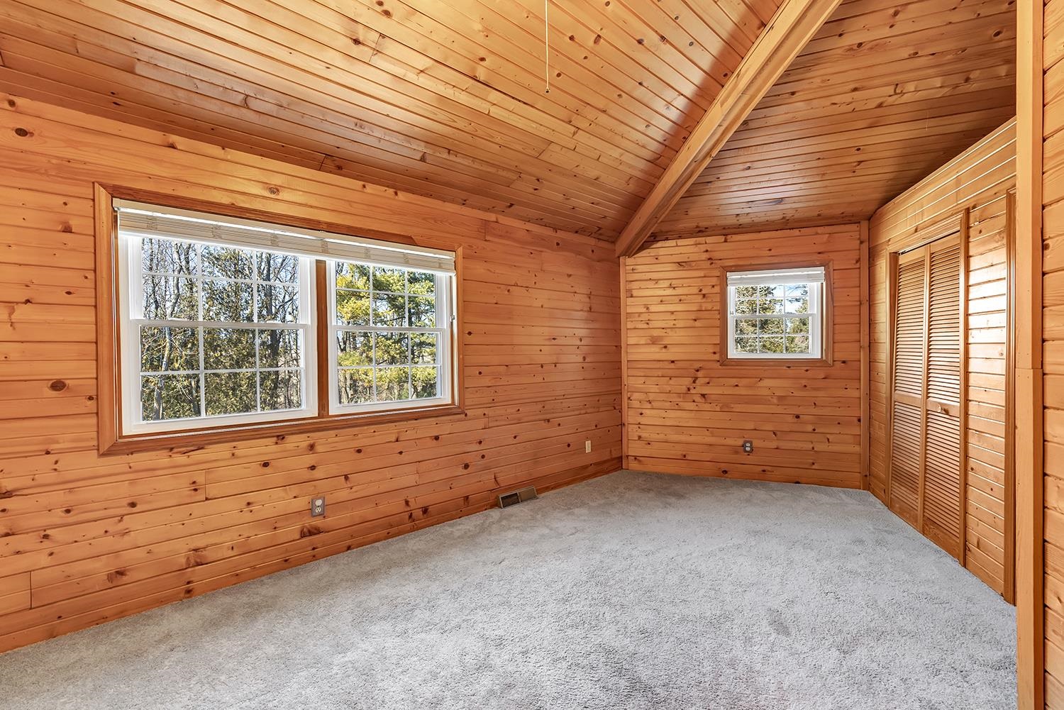 11732 Lakeshore Road Two Rivers, WI 54241 - Photo 18 of 71