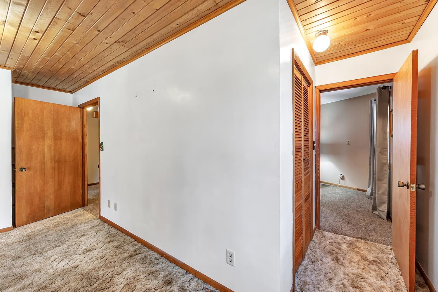 11732 Lakeshore Road Two Rivers, WI 54241 - Photo 35 of 71