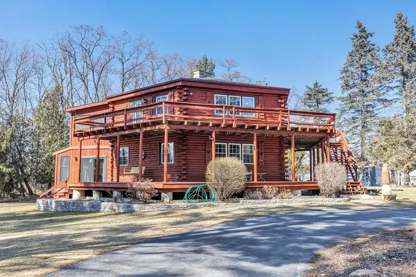 $439,900 | 11732 Lakeshore Road, Two Rivers, WI 54241