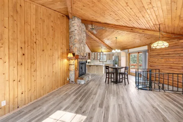 $439,900 | 11732 Lakeshore Road, Two Rivers, WI 54241