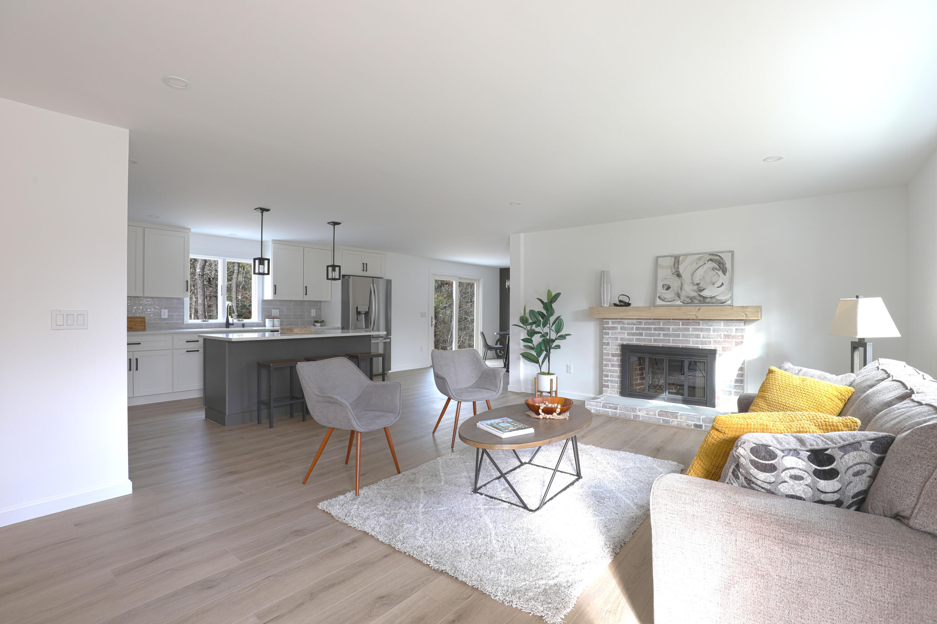 38 Pine Orchard Road Harwich, MA 02645 - Photo 3 of 23 38_Pine_Orchard_Living2_01112024