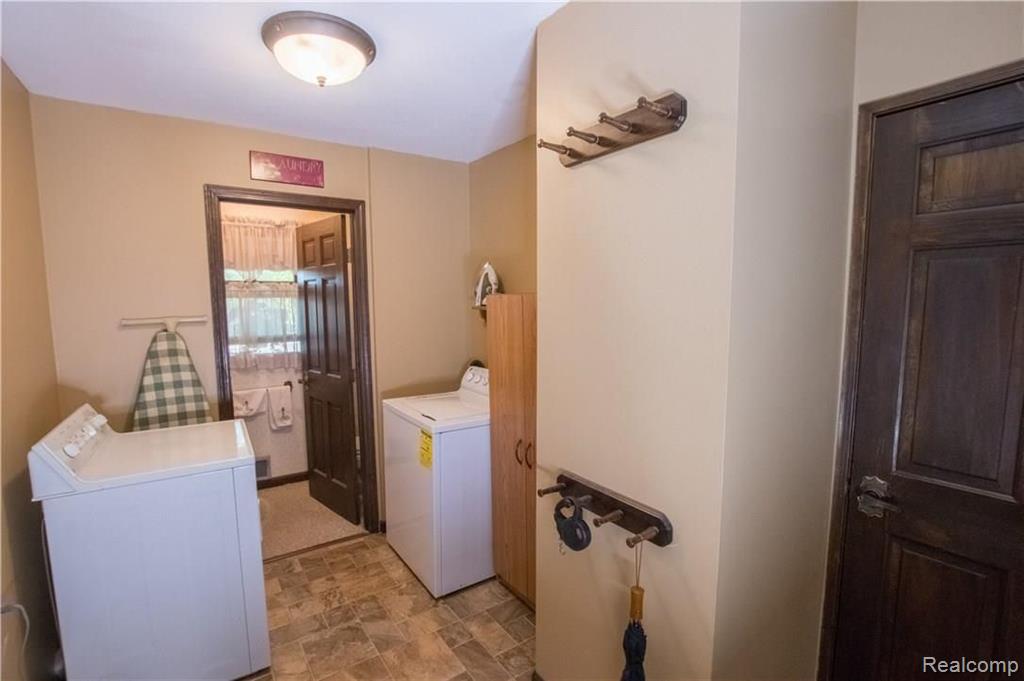 2772 West Tienken Road Rochester Hills, MI 48306 - Photo 16 of 22