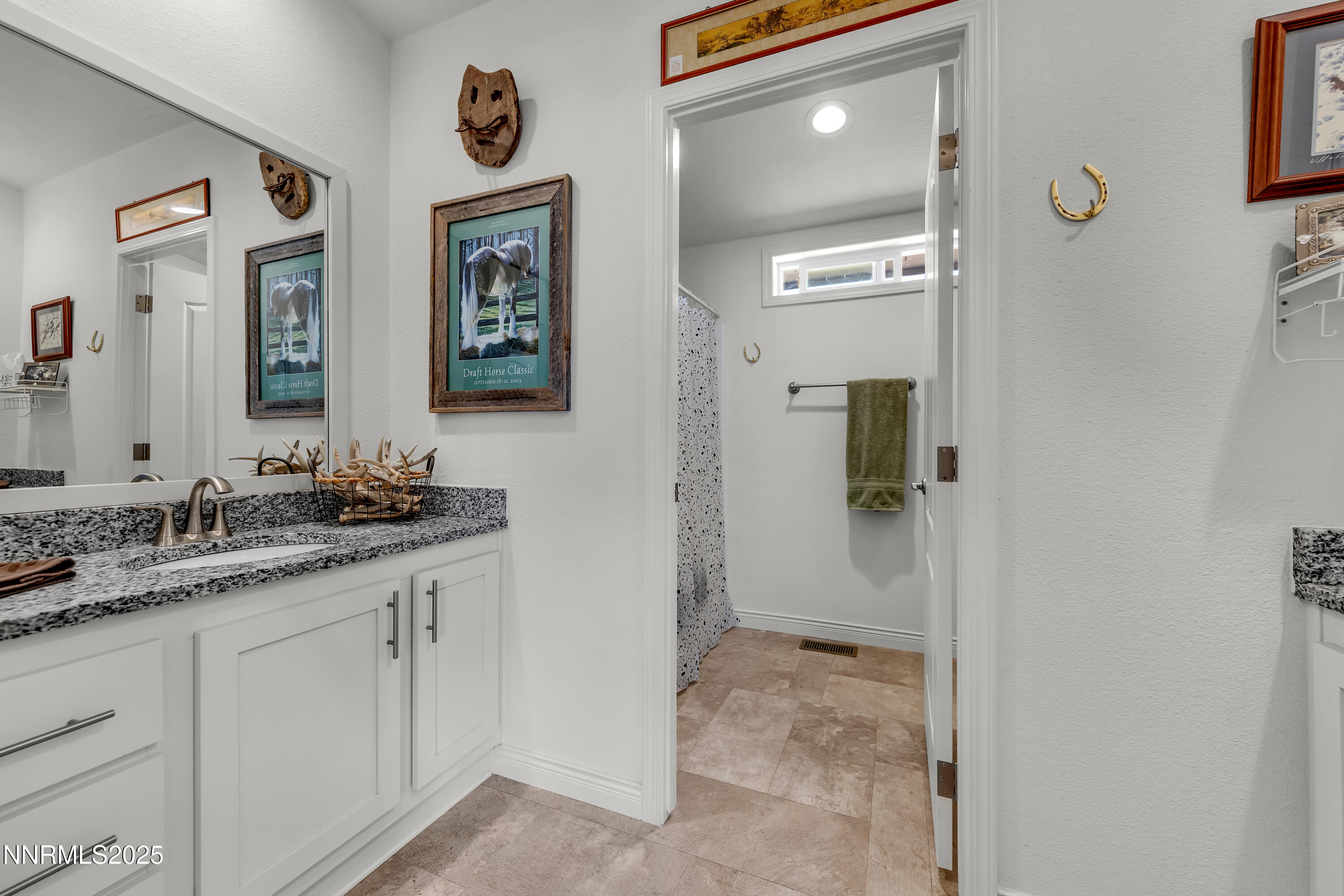 105 Arabian Way Reno, NV 89508 - Photo 25 of 37 Bathroom 3