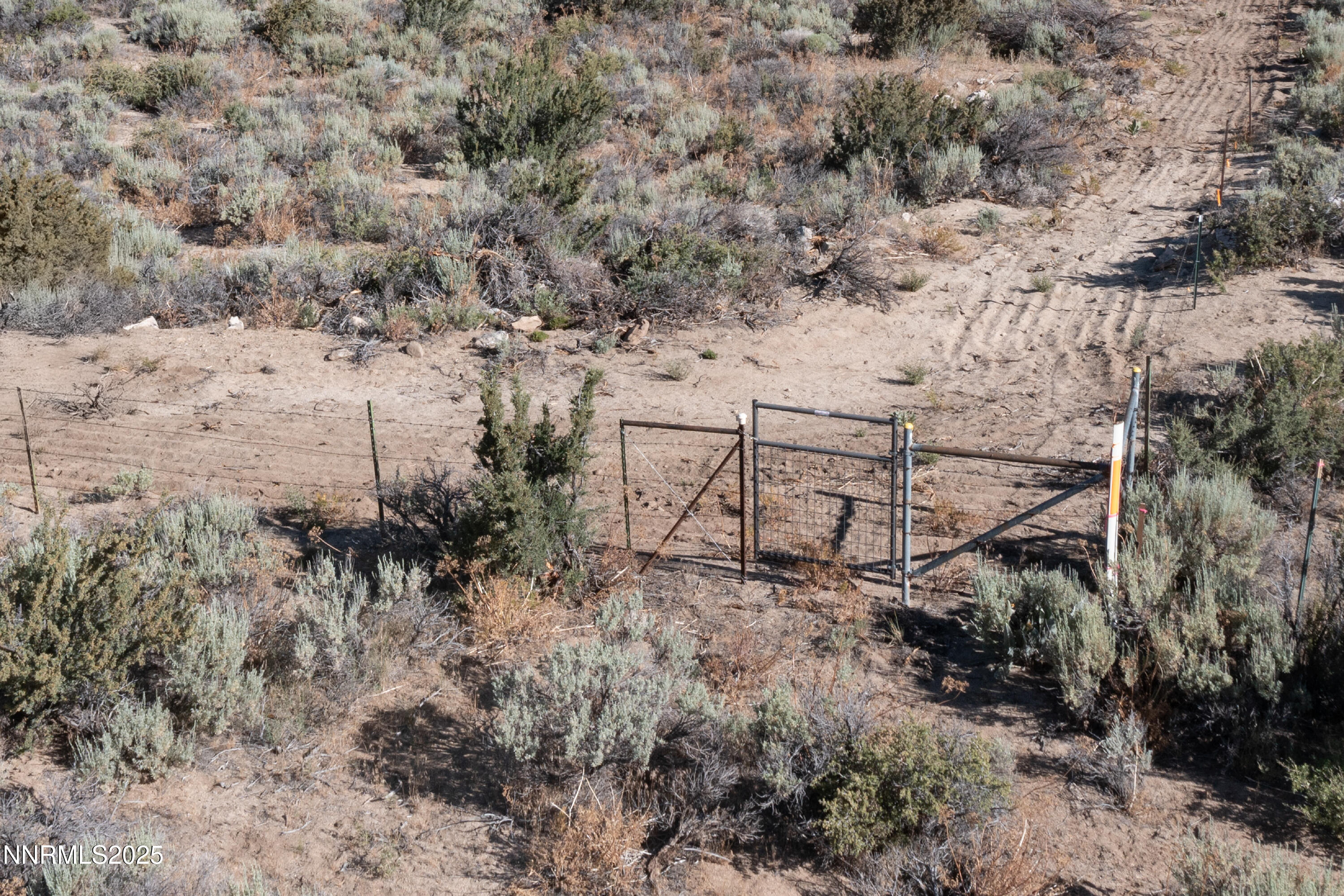105 Arabian Way Reno, NV 89508 - Photo 35 of 37 Back Gate