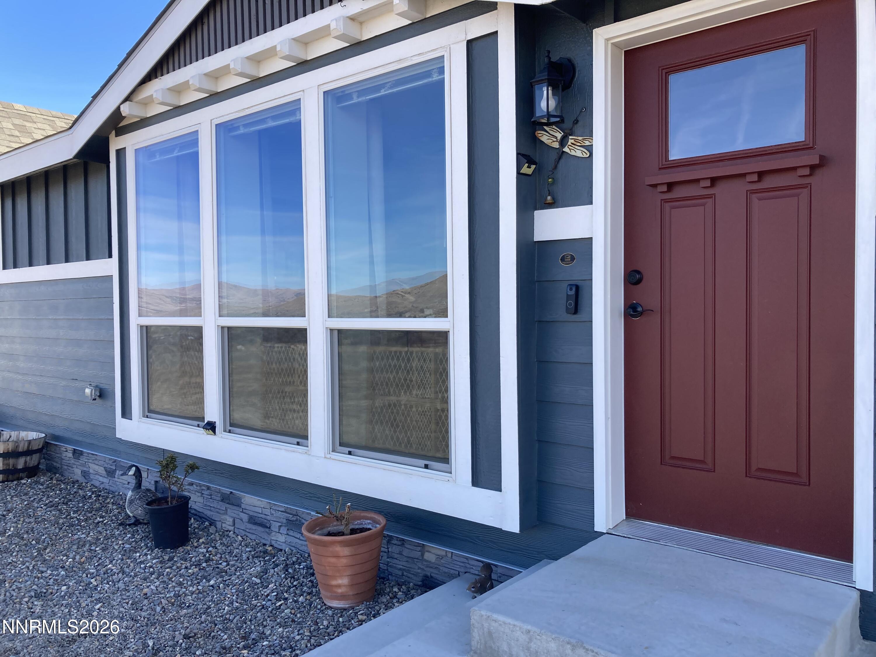 105 Arabian Way Reno, NV 89508 - Photo 4 of 37 Front