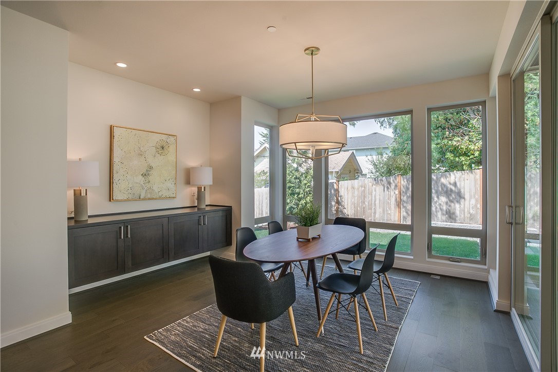 1808 Northeast 13th Street Renton, WA 98056 - Photo 10 of 25