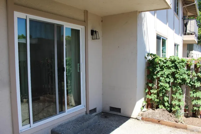 a view of a entryway of the house