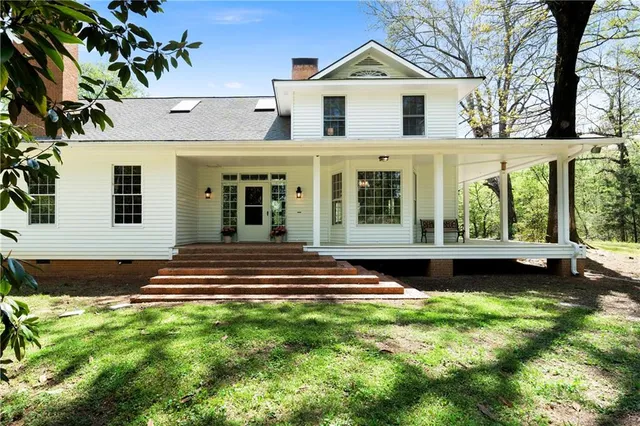 $900,000 | 281 Highway 293, Cartersville, GA 30120