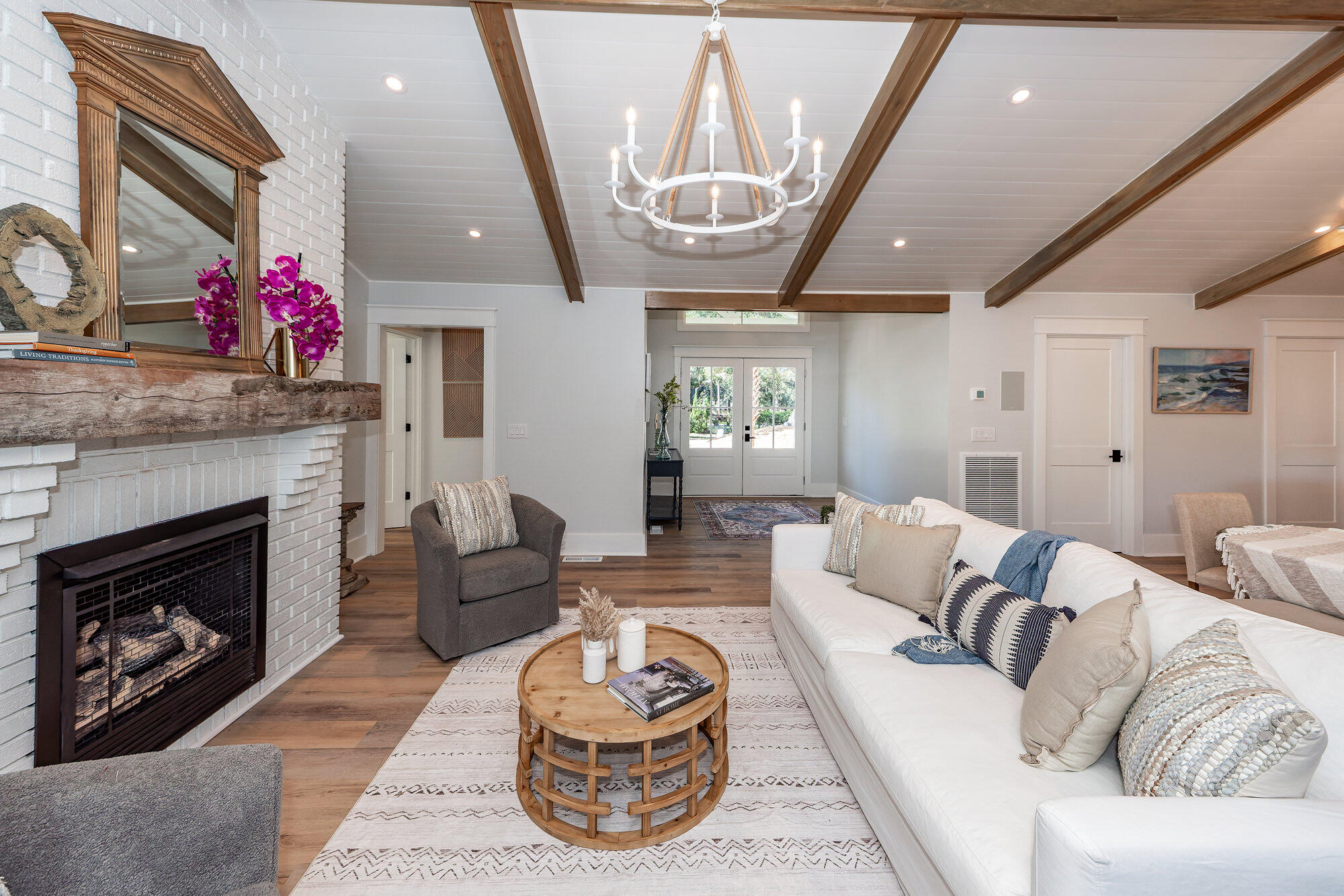 2404 Waterway Boulevard Isle of Palms, SC 29451 - Photo 4 of 11 2404 waterway fireplace