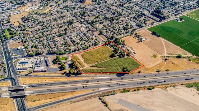 an aerial view of a building