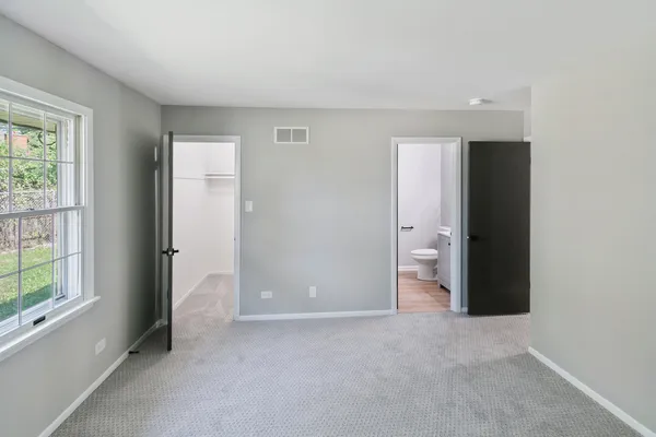 $297,700 | 823 Bradoc Street, Chicago Heights, IL 60411
