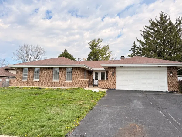 $297,700 | 823 Bradoc Street, Chicago Heights, IL 60411