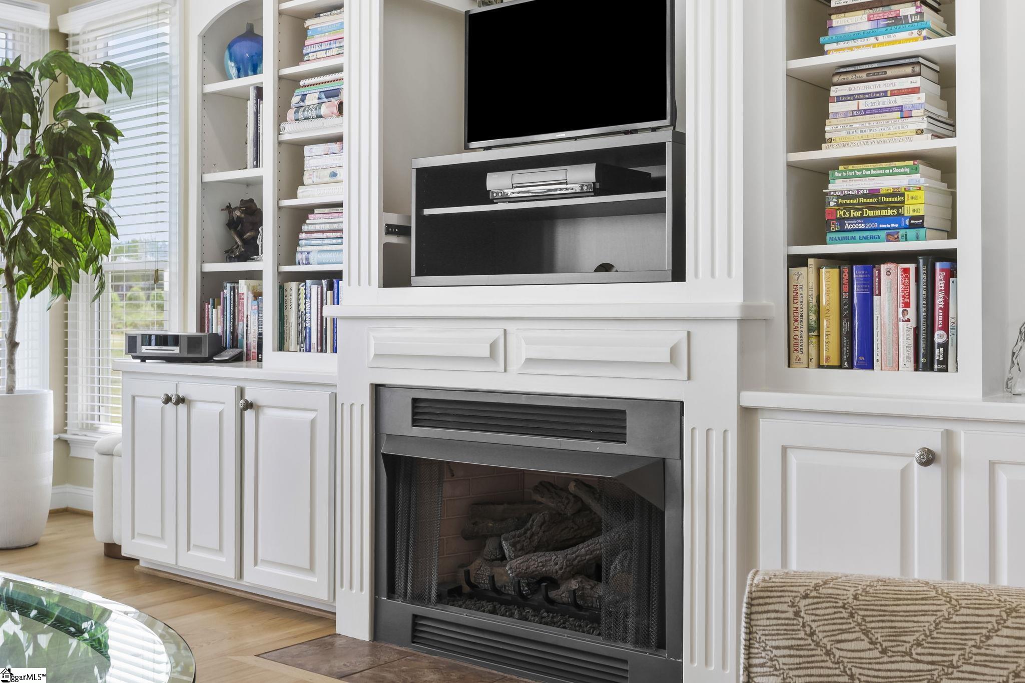 132 Indigo Court Greer, SC 29651 - Photo 10 of 47