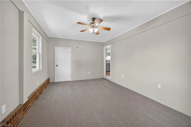 $1,349 | 235 Lakecrest Road, Eden, NC 27288