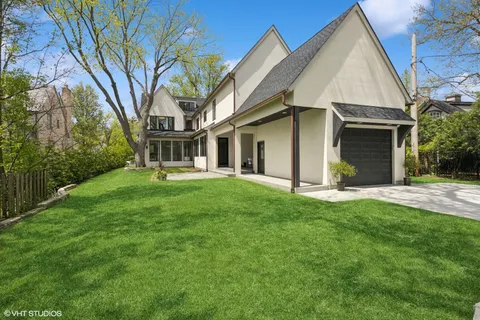 $5,000,000 | 215 North Washington Street, Hinsdale, IL 60521