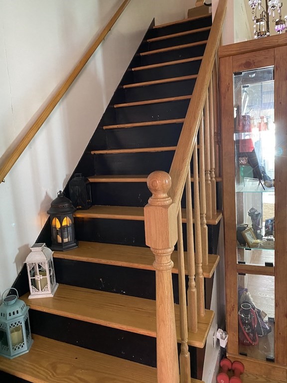 1107 Huntington Road Russell, MA 01071 - Photo 13 of 33