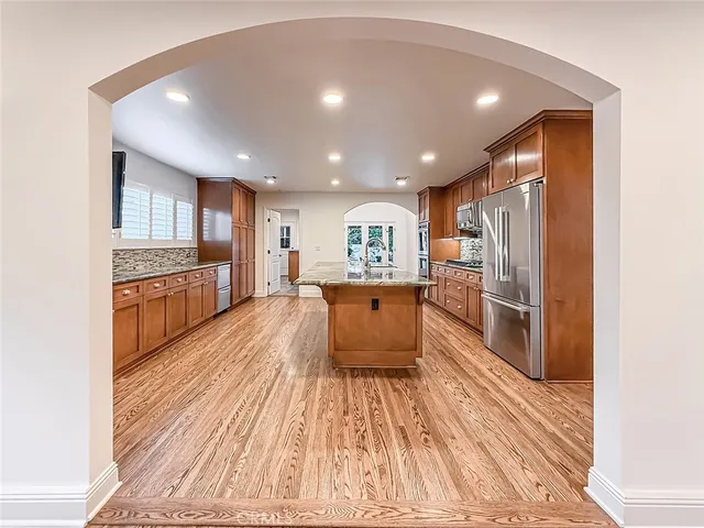 $13,995 | 15452 Varden Street, Sherman Oaks, CA 91403