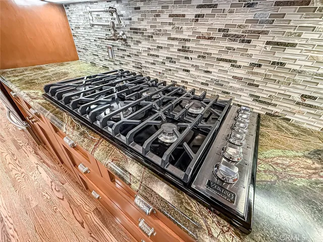 $13,995 | 15452 Varden Street, Sherman Oaks, CA 91403