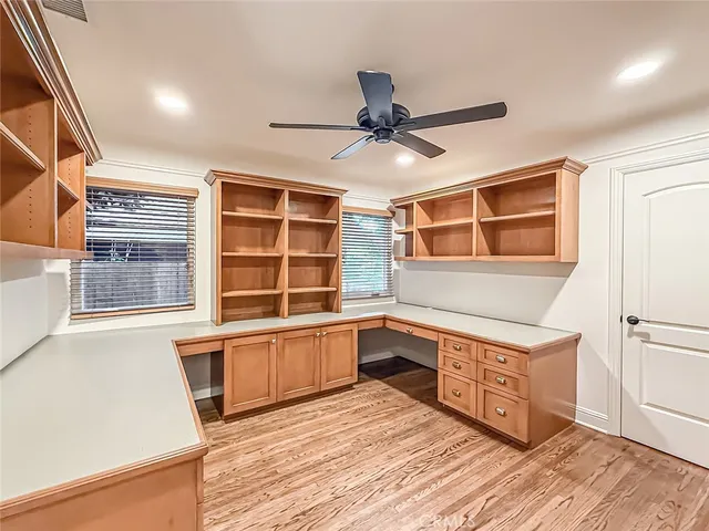 $13,995 | 15452 Varden Street, Sherman Oaks, CA 91403