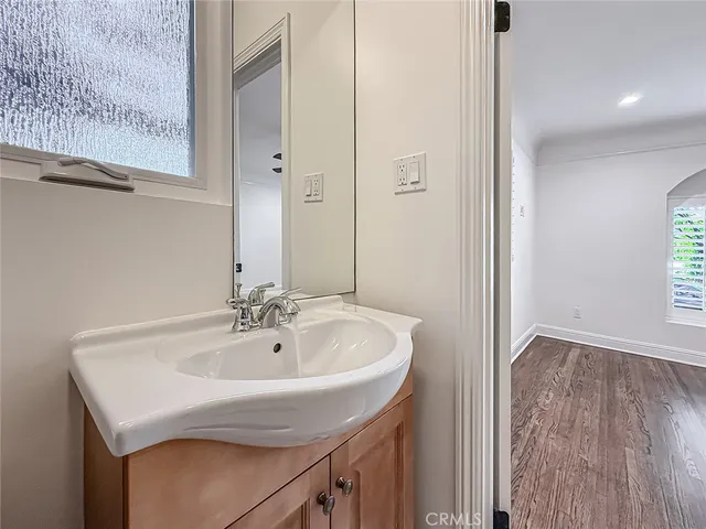 $13,995 | 15452 Varden Street, Sherman Oaks, CA 91403