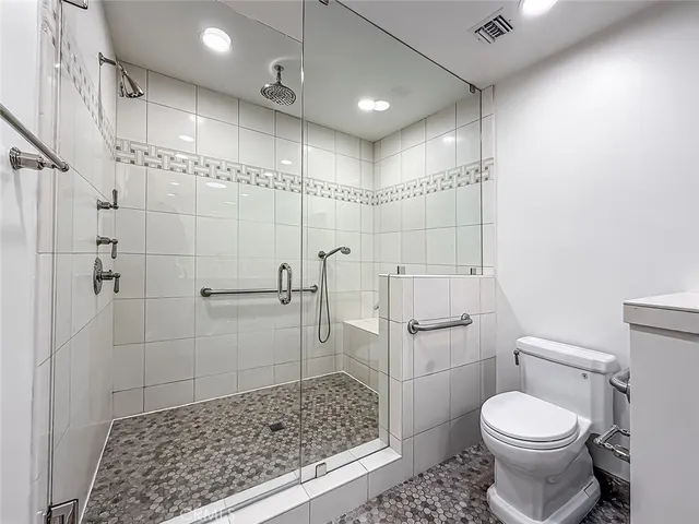 $13,995 | 15452 Varden Street, Sherman Oaks, CA 91403