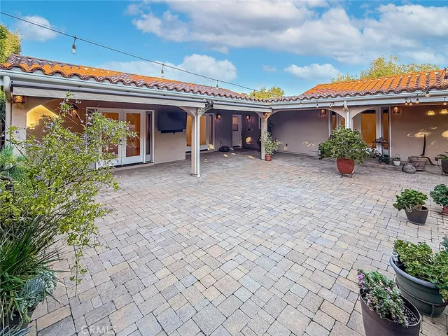 $13,995 | 15452 Varden Street, Sherman Oaks, CA 91403