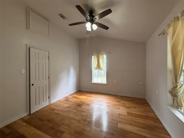 $299,500 | 394 County Road, Paris, TX 75460