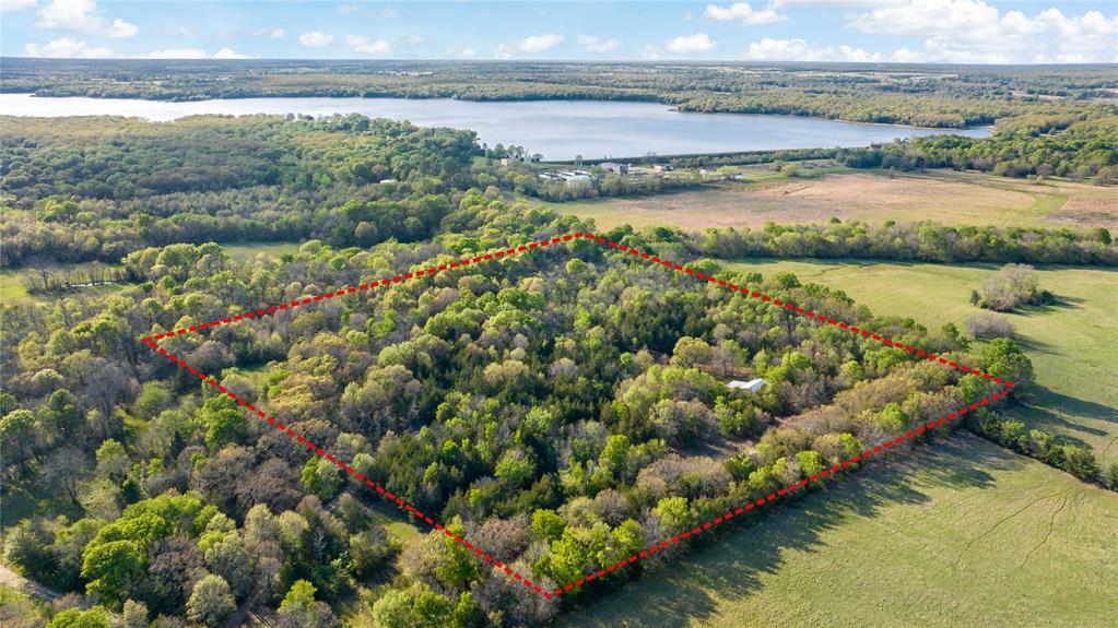 394 County Road Paris, TX 75460 - Photo 17 of 32