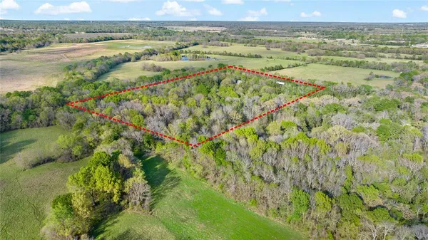 $299,500 | 394 County Road, Paris, TX 75460