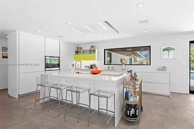 $11,500 | 2020 Northeast 121st Road, Unit 2020, North Miami, FL 33181