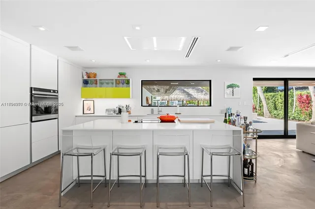 $11,500 | 2020 Northeast 121st Road, Unit 2020, North Miami, FL 33181