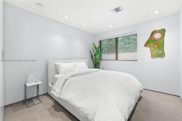 $11,500 | 2020 Northeast 121st Road, Unit 2020, North Miami, FL 33181