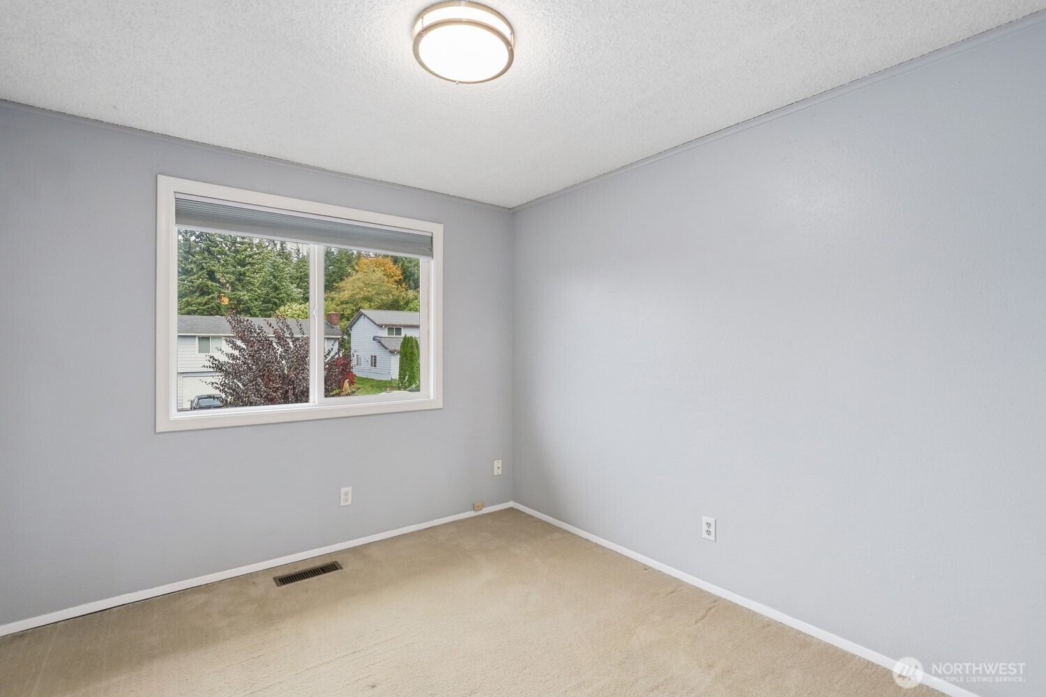 1501 Vue Court Bremerton, WA 98310 - Photo 19 of 28